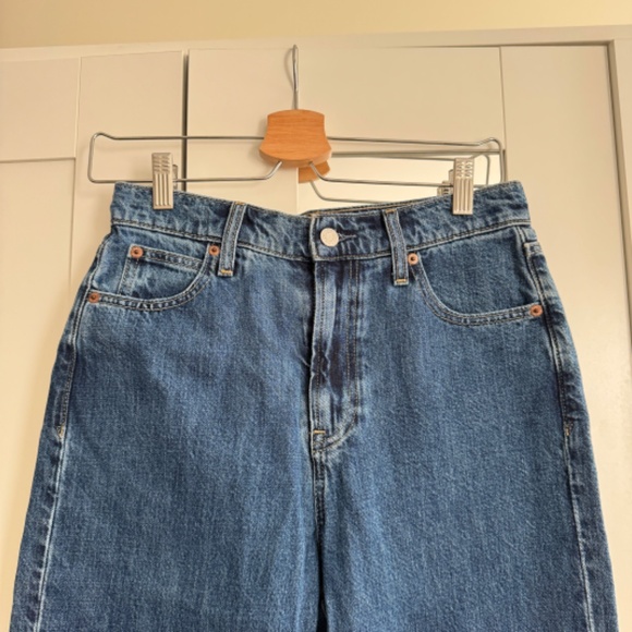 GAP Dark Wash High Waist Mom Jeans size 4 (27) - Picture 2 of 5